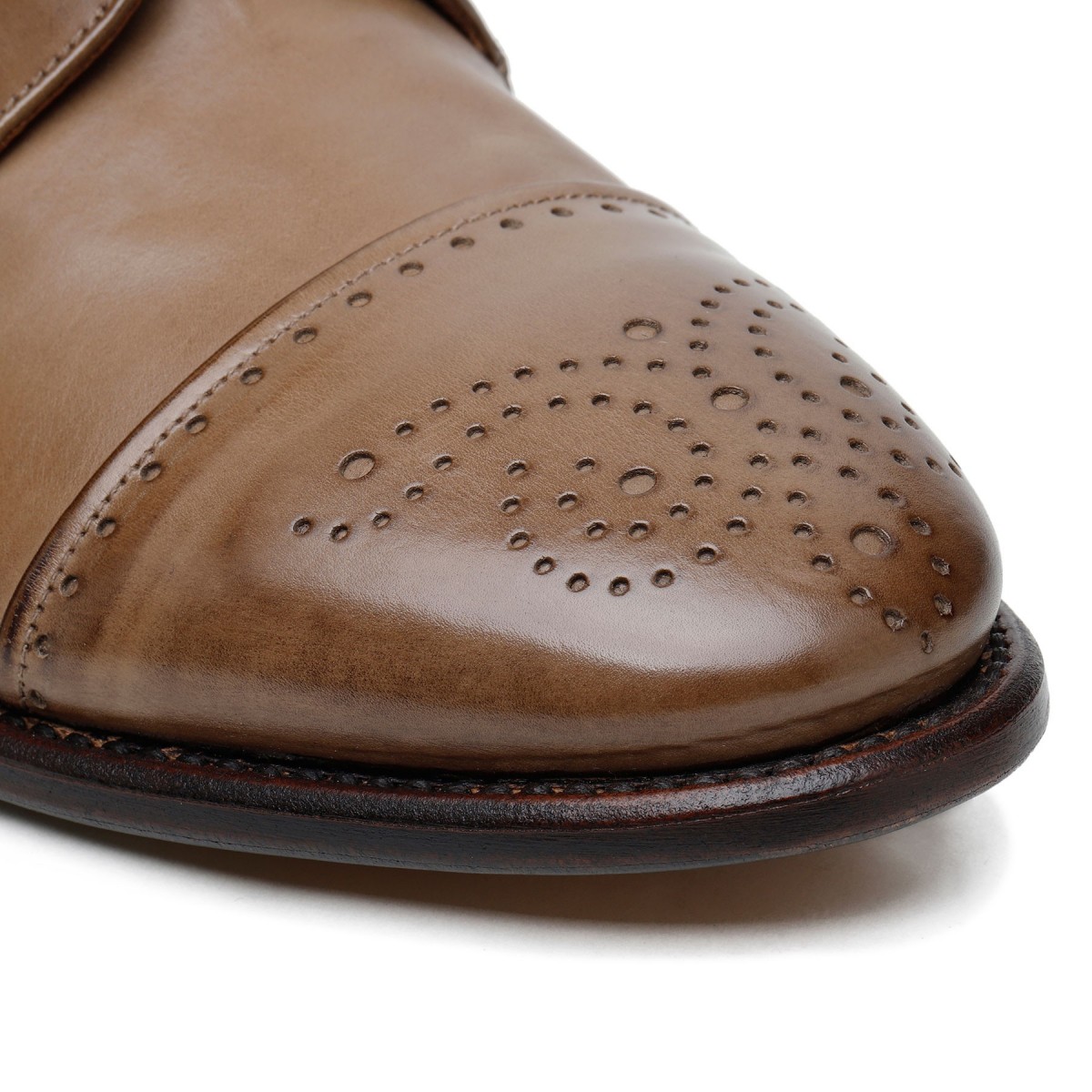 Brogue leather Derby shoes